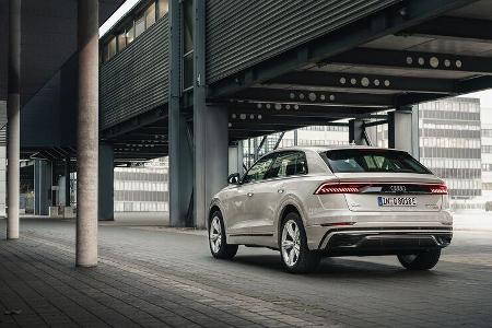 Hängt da nichts dran schafft der Q8 PHEV immerhin 45 Kilometer elektrische Reichweite nach WLTP.