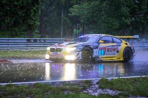 Rowe-BMW dominiert Regenschlacht