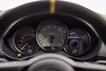 Porsche 718 Cayman GT4
