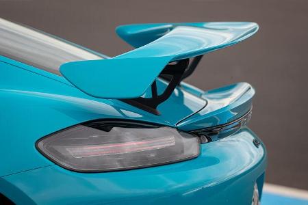 Porsche 718 Cayman GT4
