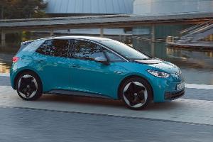 Mysteriöser E-Audi, explodierende Zulassungszahlen