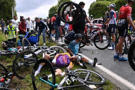 Kritik an Organisatoren nach Stürzen bei der Tour de France Kritik an Organisatoren nach Stürzen bei der Tour de France