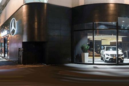 Mercedes Showroom Mercedes Showroom
