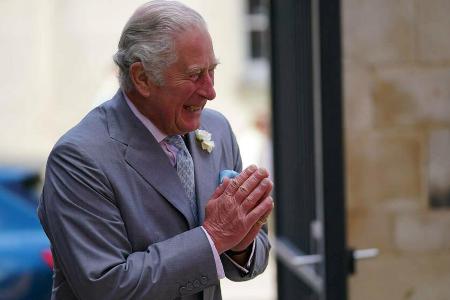 Prinz Charles bestens gelaunt bei seinem Besuch in Oxford Prinz Charles bestens gelaunt bei seinem Besuch in Oxford