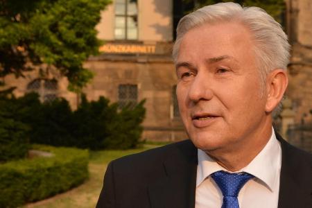 Klaus Wowereit ist froh um sein öffentliches Bekenntnis vor 20 Jahren. Klaus Wowereit ist froh um sein öffentliches Bekenntnis vor 20 Jahren.