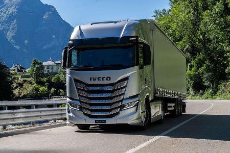 IVECO S-Way Zugmaschine