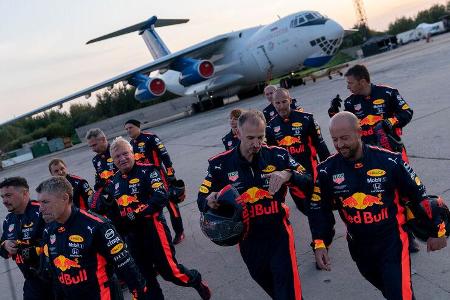 Red Bull - Boxenstopp in Schwerelosigkeit - Parabelflug - 2019
