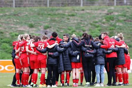 Bayern-Sportdirektorin Rech kritisiert Bayern-Sportdirektorin Rech kritisiert