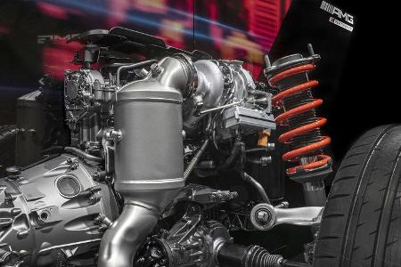 Mercedes AMG E Performance Hybrid mit elektrischem Abgas-Turbolader