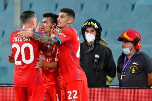 Neapel marschiert weiter in der Serie A