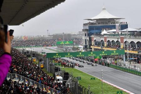 Start - Formel 1 - GP Türkei 2021