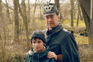 "Deutschstunde": Jens Ole Jepsen (Ulrich Noethen, r.) und sein Sohn Siggi (Levi Eisenblätter)