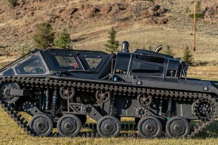 Howe & Howe Ripsaw EV3-F4 Personal Recreational Tank Howe & Howe Ripsaw EV3-F4 Personal Recreational Tank