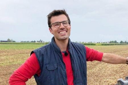 Ackerbauer Justin aus dem Elsass sucht eine neue Partnerin. Ackerbauer Justin aus dem Elsass sucht eine neue Partnerin.