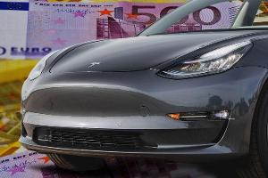 Tesla zeigt, wie man mit E-Autos Gewinne macht