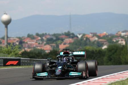 Hamilton mit Bestzeit im dritten freien Training - Schumacher verpasst wohl Qualifying nach Unfall Hamilton mit Bestzeit im dritten freien Training - Schumacher verpasst wohl Qualifying nach Unfall