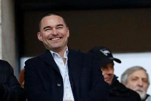 Trotz Windhorst-Zahlungseingang: Bobic "mit weisem Auge"