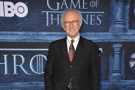 Jonathan Pryce ist zwar mittlerweile Teil des Casts von 