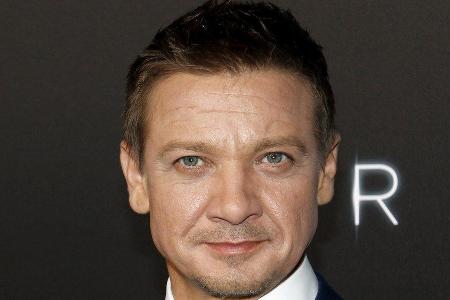 Jeremy Renner ist bekannt als Jeremy Renner ist bekannt als