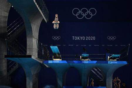 Punzel springt trotz Wackler ins Halbfinale Punzel springt trotz Wackler ins Halbfinale