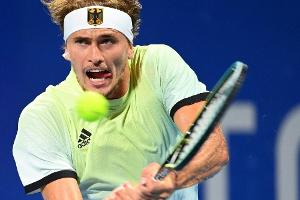 Tennis: Zverev schlägt Djokovic und hat Olympia-Silber sicher