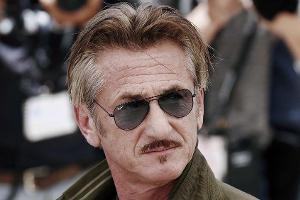 Sean Penn fordert Impfung aller Mitarbeiter am Set