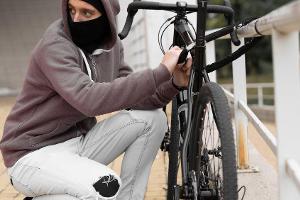 Sicher unterwegs: Fünf Tipps gegen Fahrraddiebstahl