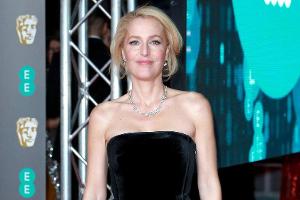 Gillian Anderson will nie wieder einen BH tragen