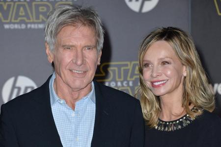 Schauspieler Harrison Ford lernte seine Frau Calista Flockhart bei den Golden Globes kennen. 22 Jahren Altersunterschied tre...