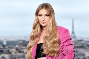 "Emily in Paris"-Star Camille Razat: Inbegriff der lässigen Französin