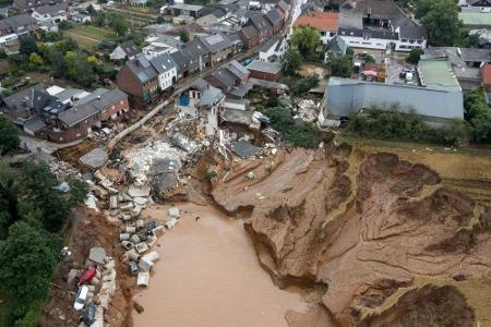 Nach Hochwasser-Katastrophe: Profihandball will umfassend helfen Nach Hochwasser-Katastrophe: Profihandball will umfassend helfen
