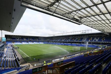 Polizei-Ermittlungen: Everton suspendiert Spieler Polizei-Ermittlungen: Everton suspendiert Spieler