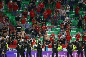 UEFA greift durch: Drei Geisterspiele für Ungarn