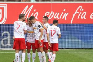 Regensburg sichert sich Klassenerhalt