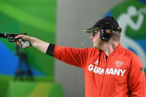 Reitz mit der Luftpistole im Finale