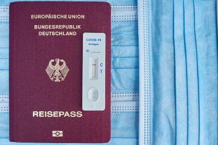 Reisen in Corona-Zeiten: Pass, Maske, Test Reisen in Corona-Zeiten: Pass, Maske, Test
