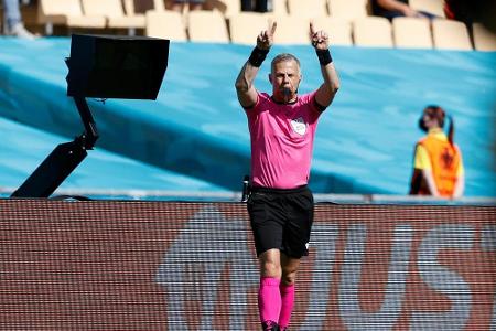 Niederländer Kuipers pfeift das EM-Finale - Dankert als VAR Niederländer Kuipers pfeift das EM-Finale - Dankert als VAR