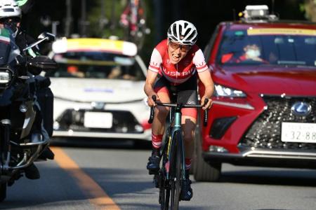 Kiesenhofer gewinnt überraschend Olympia-Gold im Straßenrennen - Brennauer Sechste Kiesenhofer gewinnt überraschend Olympia-Gold im Straßenrennen - Brennauer Sechste