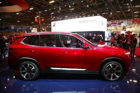 VinFast Lux SA2.0, Paris 2018
