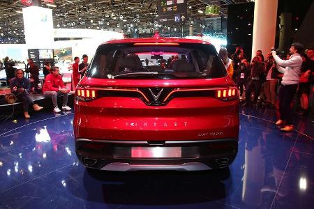 VinFast Lux SA2.0, Paris 2018