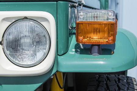 Toyota FJ40 Land Cruiser Hardtop (1980) Tom Hanks