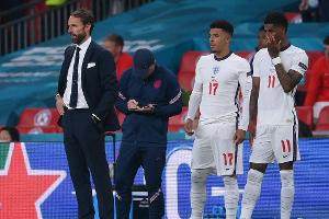 UEFA verurteilt rassistische Beleidigungen gegen englische Elfer-Fehlschützen "aufs Schärfste"