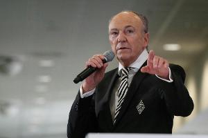 Königs drei weitere Jahre Gladbacher Präsident