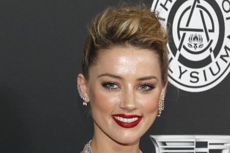 Amber Heard genießt ihren Alltag als Amber Heard genießt ihren Alltag als