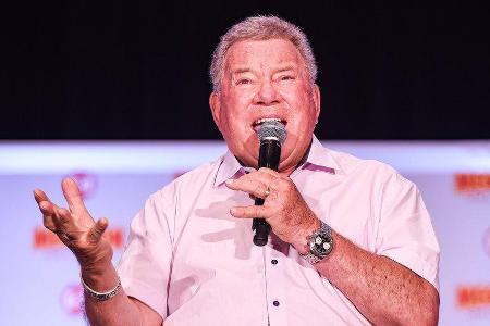 William Shatner im August 2021 bei einer Convention in Orlando. William Shatner im August 2021 bei einer Convention in Orlando.