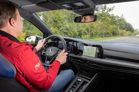 VW Golf Variant R