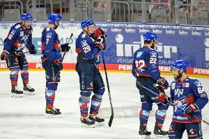 Mannheim stoppt im Traditionsduell Aufwärtstrend von DEL-Meister Berlin