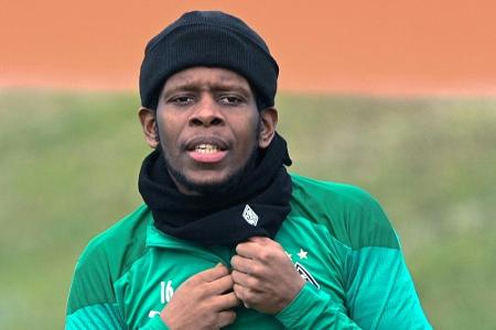 Ex-Gladbacher Traore zum Probetraining bei Dynamo Dresden Ex-Gladbacher Traore zum Probetraining bei Dynamo Dresden