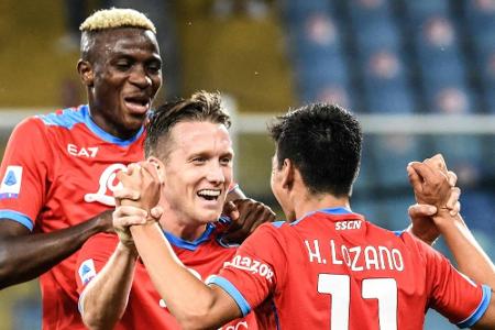 Napoli weiter mit weißer Weste Napoli weiter mit weißer Weste
