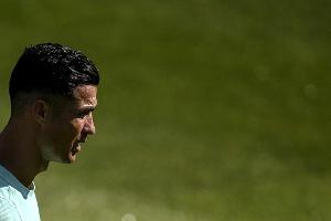 Cavani verzichtet: Ronaldo auch bei ManU mit Rückennummer 7